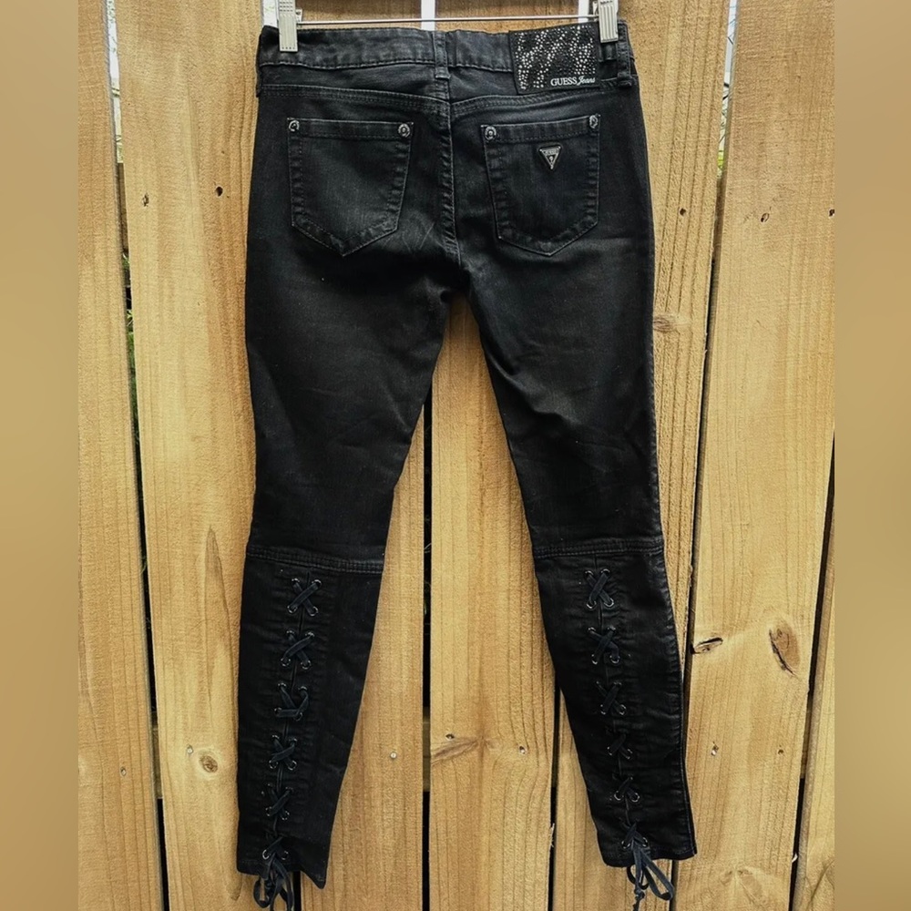 🔴 sold Low Rise Biker Black Lace up Skinny Leg Guess Jeans Women’s Size 25